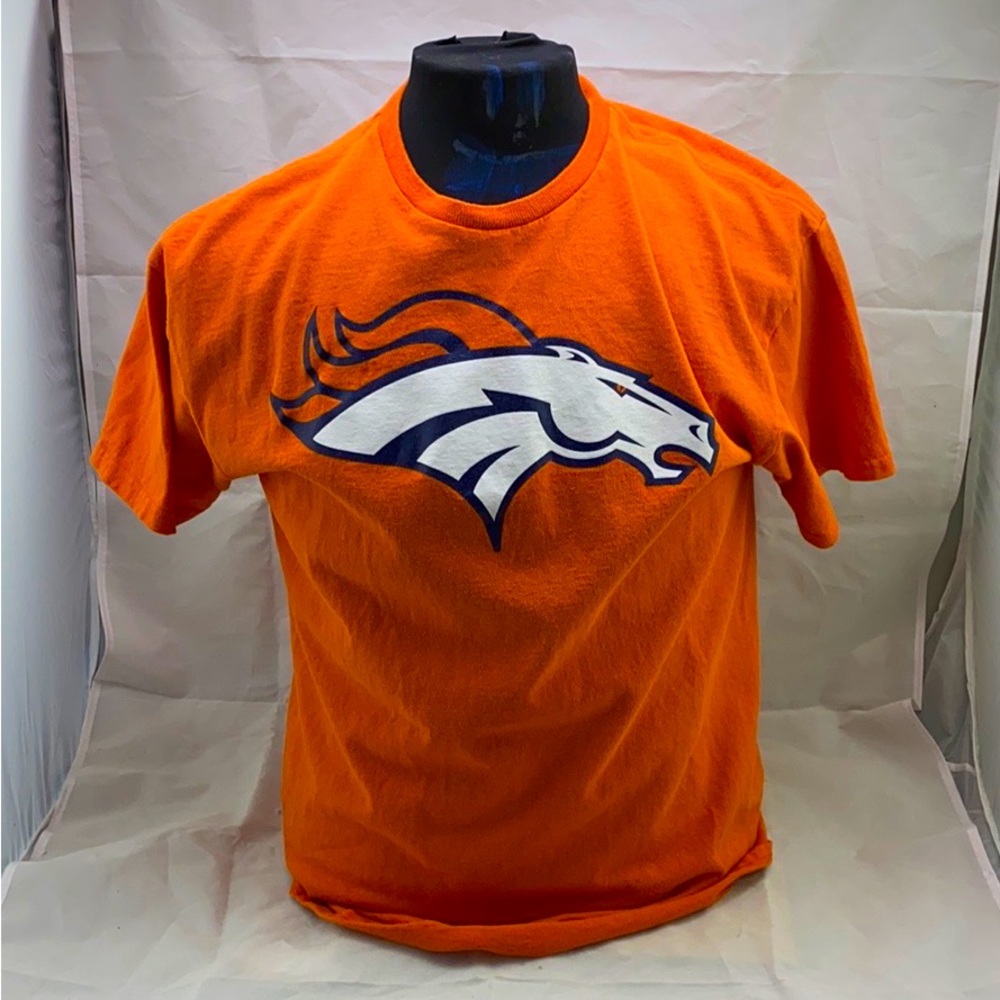 Denver Broncos orange shirt size large
